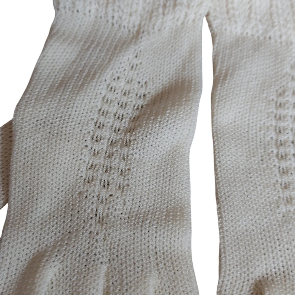 Vintage Cream Ivory Knit Stretch intricate knit pattern gloves